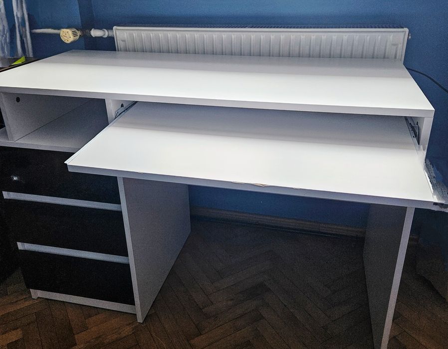 Biurko młodzieżowe