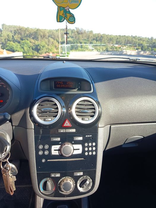 Opel Corsa Gasolina+GPL
