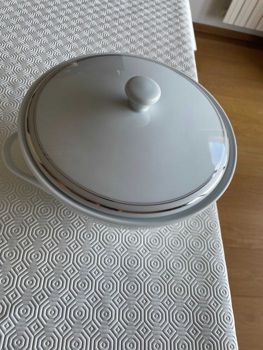 Terrina de porcelana de Limoges - Nova