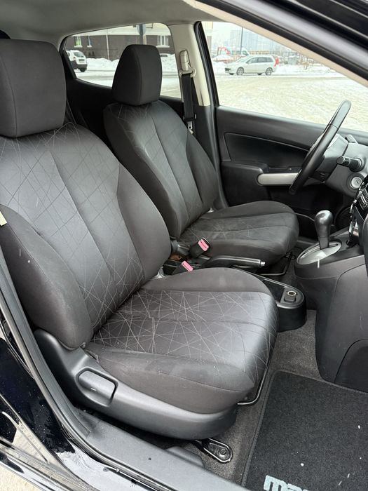 Мазда 2 автомат 2011 Mazda 2