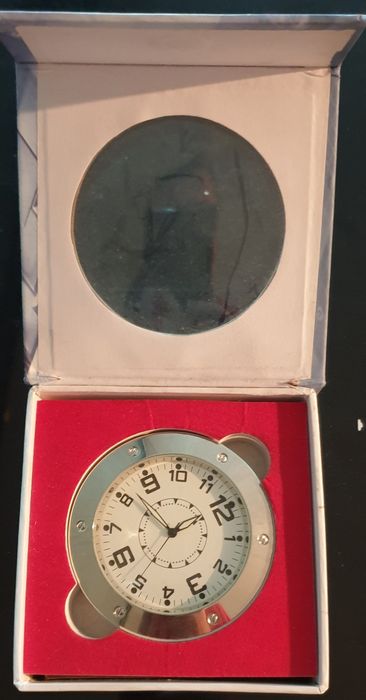 Câmara Oculta, relógio64309601770243122