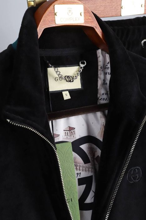 Велюровий, бархатной спортивний костюм Гуччі