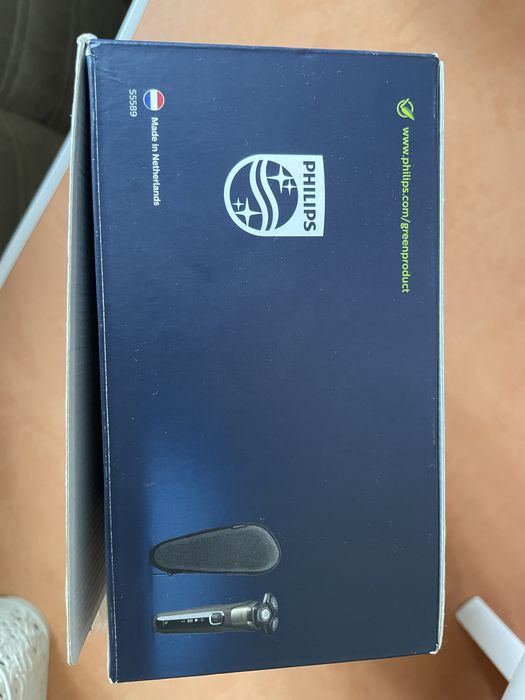 Електробритва Philips S5589