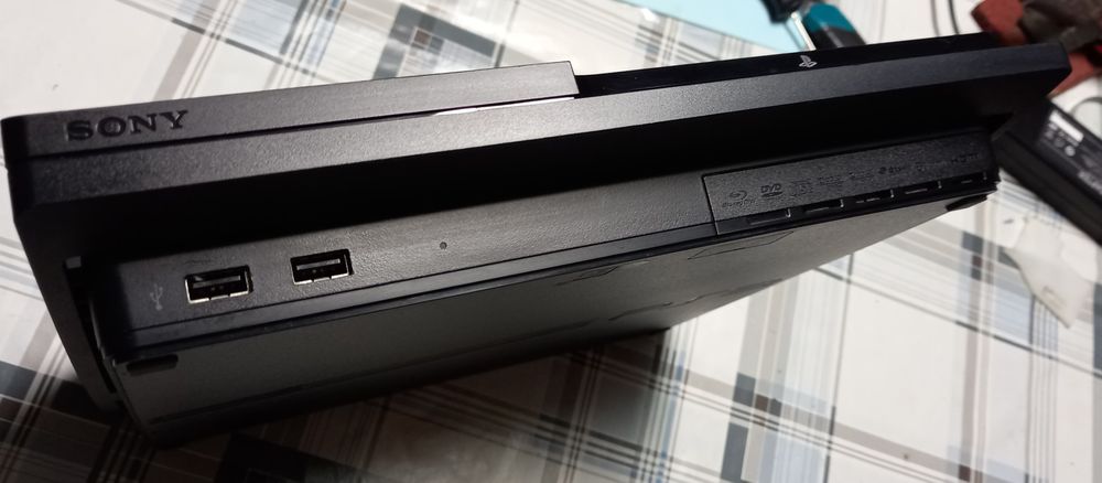 Playstation 3 slim