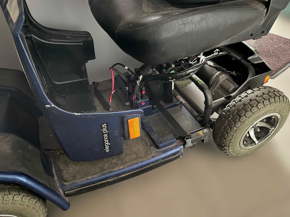 Pijnappel Scoot Apeldoorn Elegance Plus skuter elektryczny - wózek inwalidzki