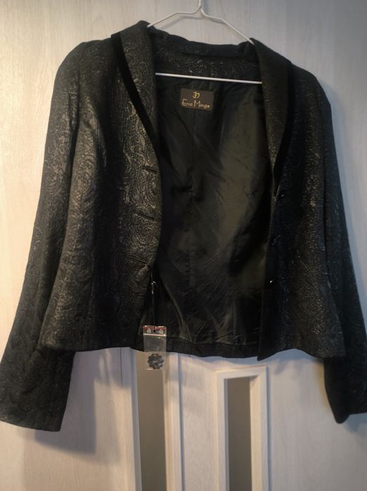 Пиджак женский черный