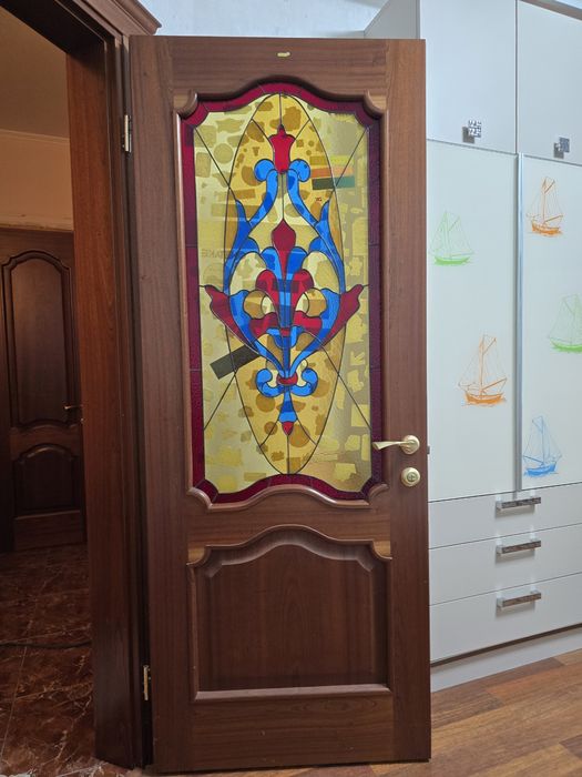 Продам міжкімнатні двері