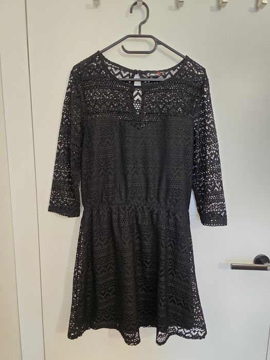 Sukienka koronkowa czarna L
