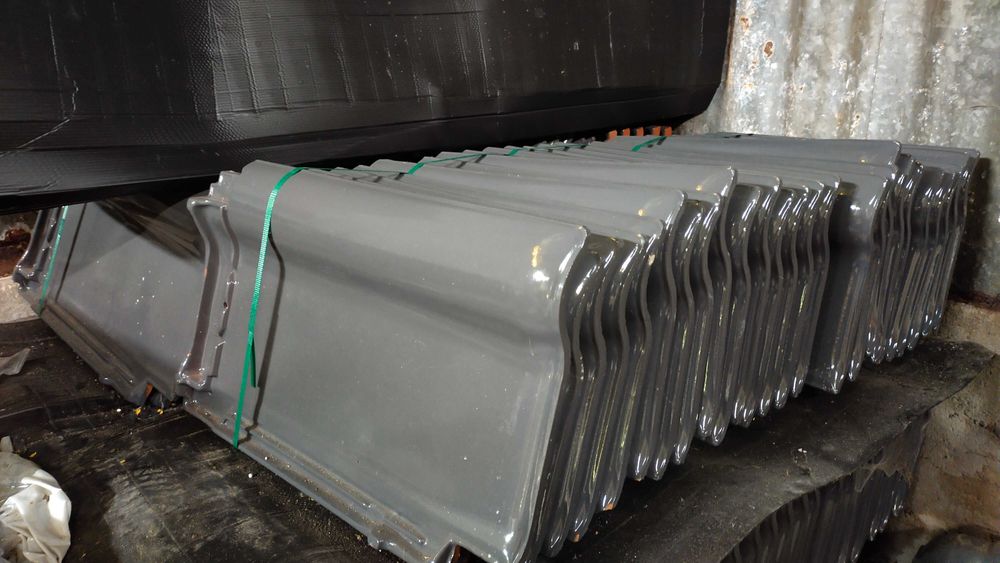 Dachówka Roben Piemont glazurowana, kolor tytan szary