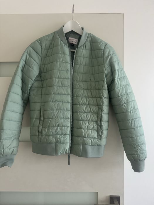 Kutka bomberka Esmara