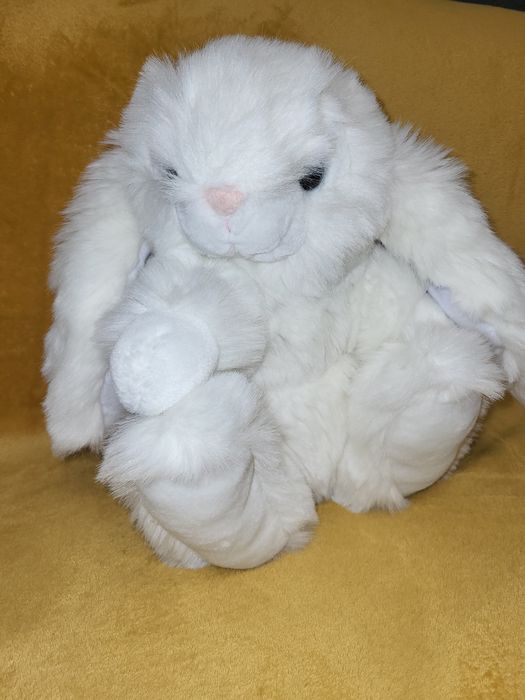 Плюшевий м'який заєць