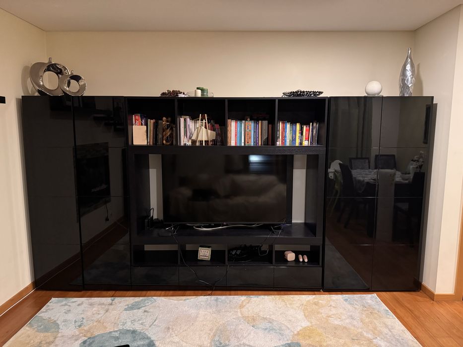 Móvel de Sala Preto – 3,60 m | Modular | Iluminação | Excelente Estado