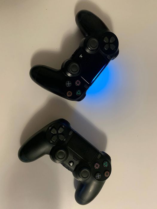 Sony Playstation 4 pro 1tb + 2 джостика та ігри в подарунок