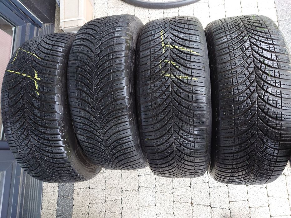 シュガー専用送料込み205/55R16 GOODYEAR 4seasons Goodyear Vector