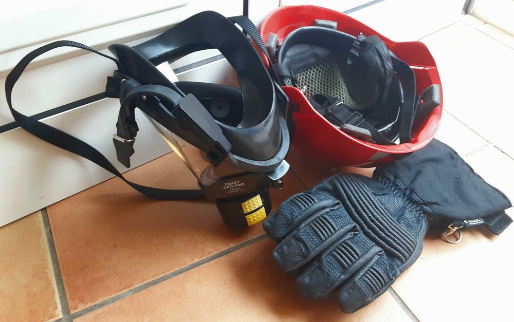 Capacete Bombeiros MSA Pouco Uso - 65€