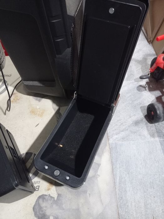 Apoio braço Dacia Duster