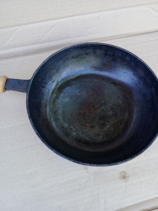 Сковорода чавунна 24 см