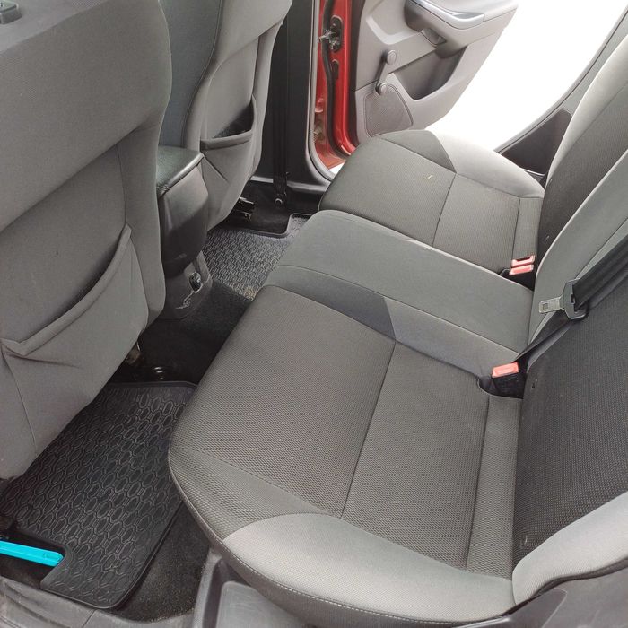 Ford Focus 2014 VIN WF0KXXGCBKES21149 фото оголошення 13 з 24