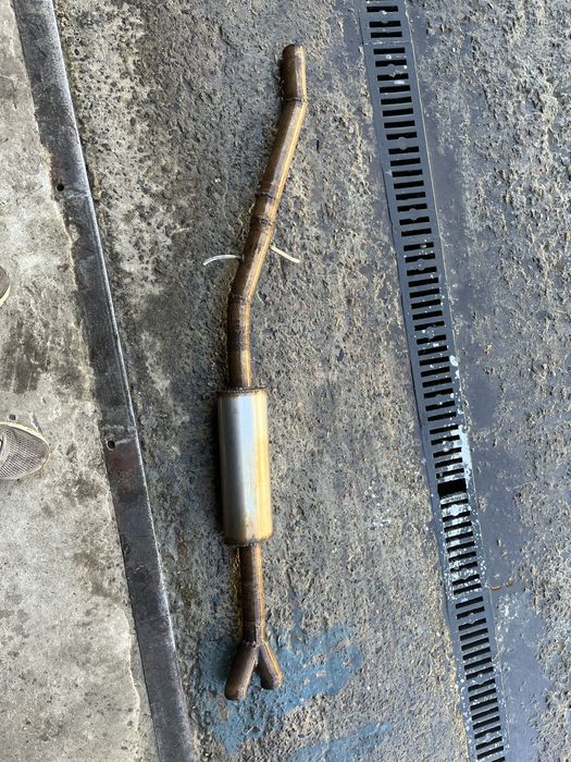 Вихлопна труба глушник резонатор прямоток