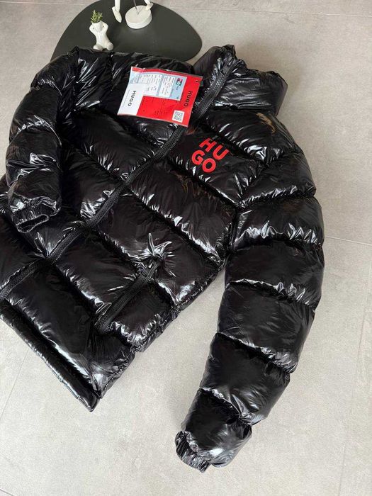 Чоловіча Куртка  пуховик Hugo Boss Black  глянц