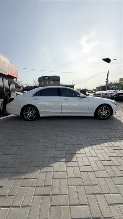 Офіційний Mercedes-Benz W222 S500 LONG 4Matic 2013 р V8 4,7 7G-Tronic