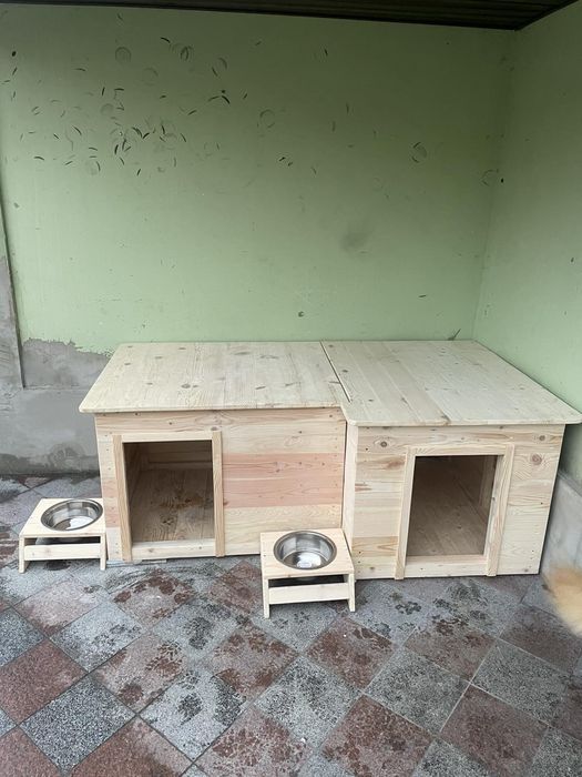 Будки для собок та котів