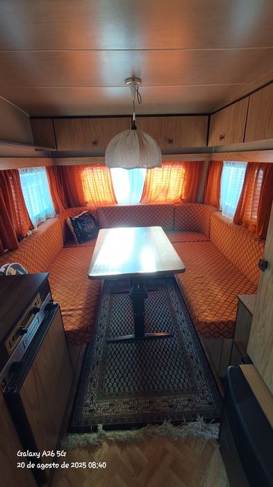 Caravana Knaus Mustang