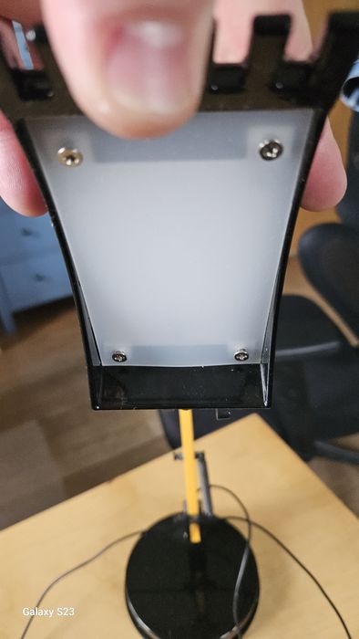 Lampka biurkowa dla chlopca