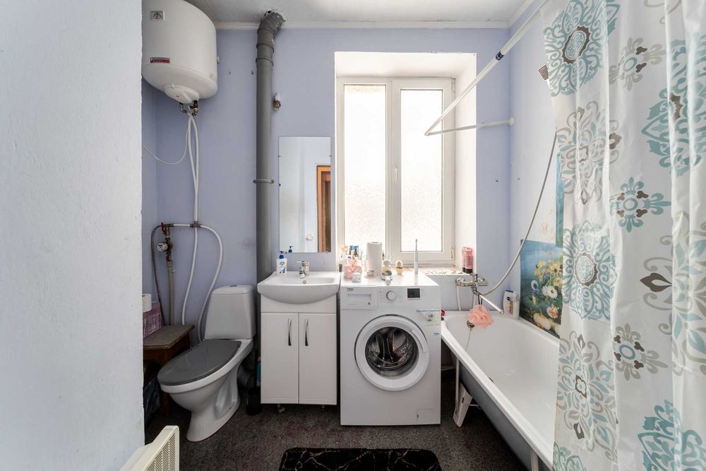 Продаж квартири  м Винники