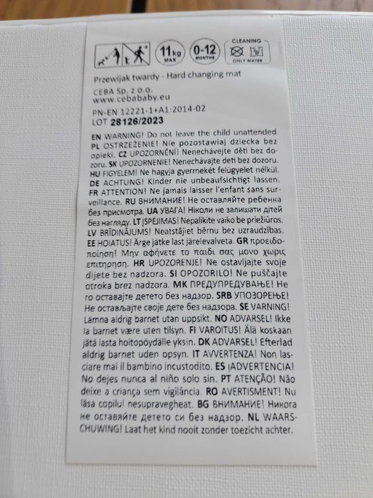 Przewijak twardy z miękkim poszyciem 50x80 cm w bardzo dobrym stanie