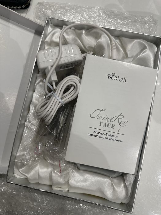 Професійний Апарат «Twinrey» для догляду за обличчям