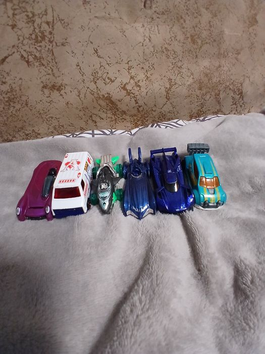 Машинки хот вилс