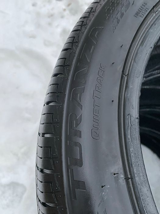 Комплект шин Bridgestone turanza 245 45 r19 всесезонні r19/245/45