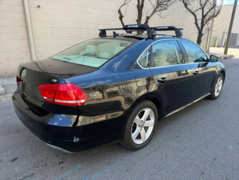 Volkswagen Passat      2014