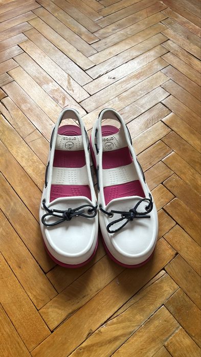 Крокси сандалі Crocs