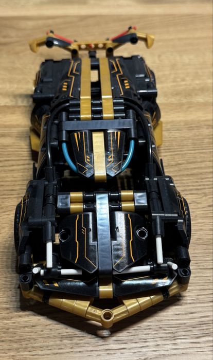 Klocki Technic model Samochód sportowy V12