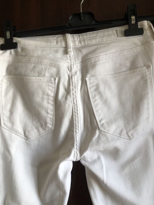 Calça de ganga branca Abercrombie tam 36