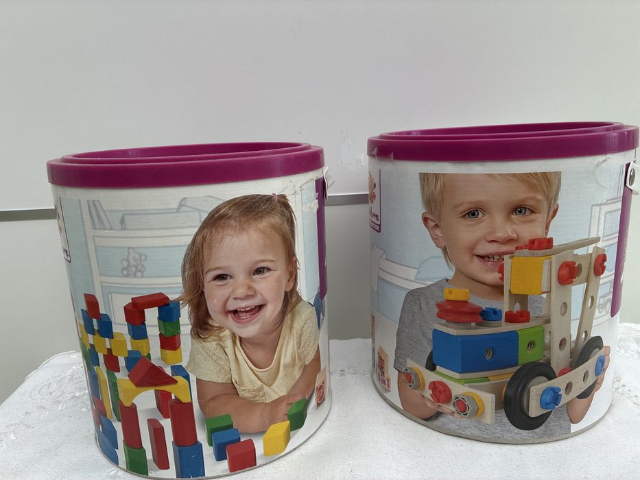 Brinquedos educativos Montessori Puzzle Comboio Cubos
