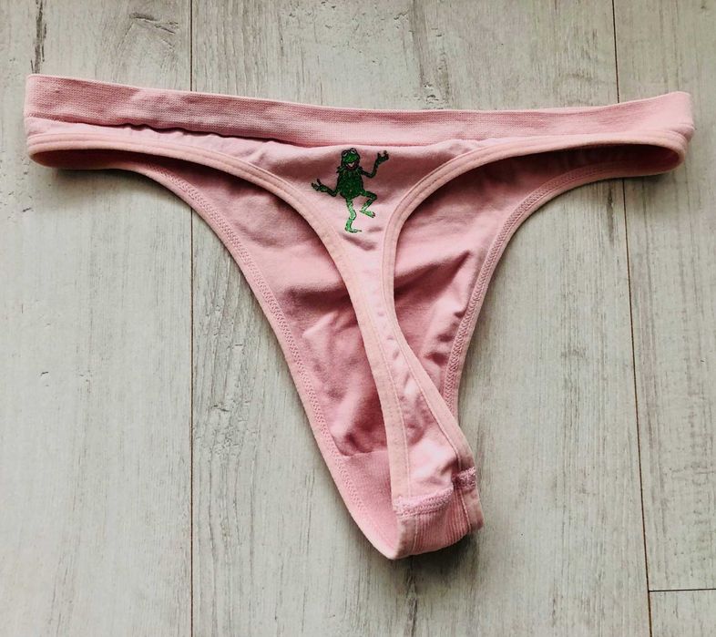 Nowe stringi figi majtki damskie różowe S 36