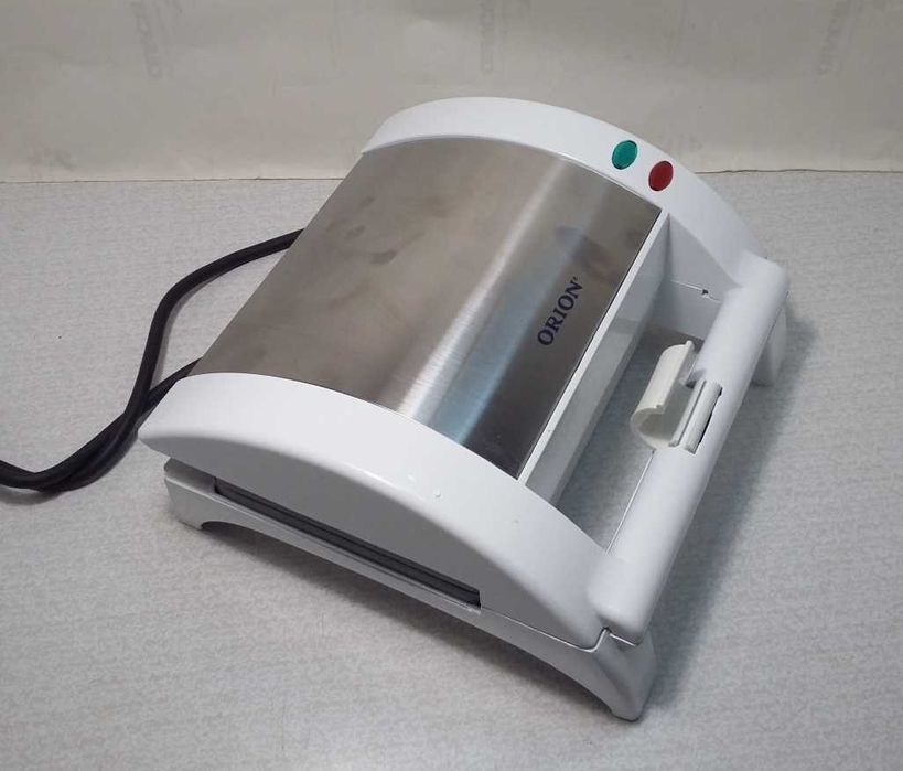 Электровафельница (бутербродница, сэндвич-тостер) Orion OR SM-02