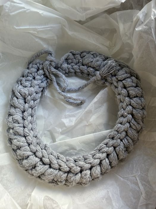 Colar em maxi crochet