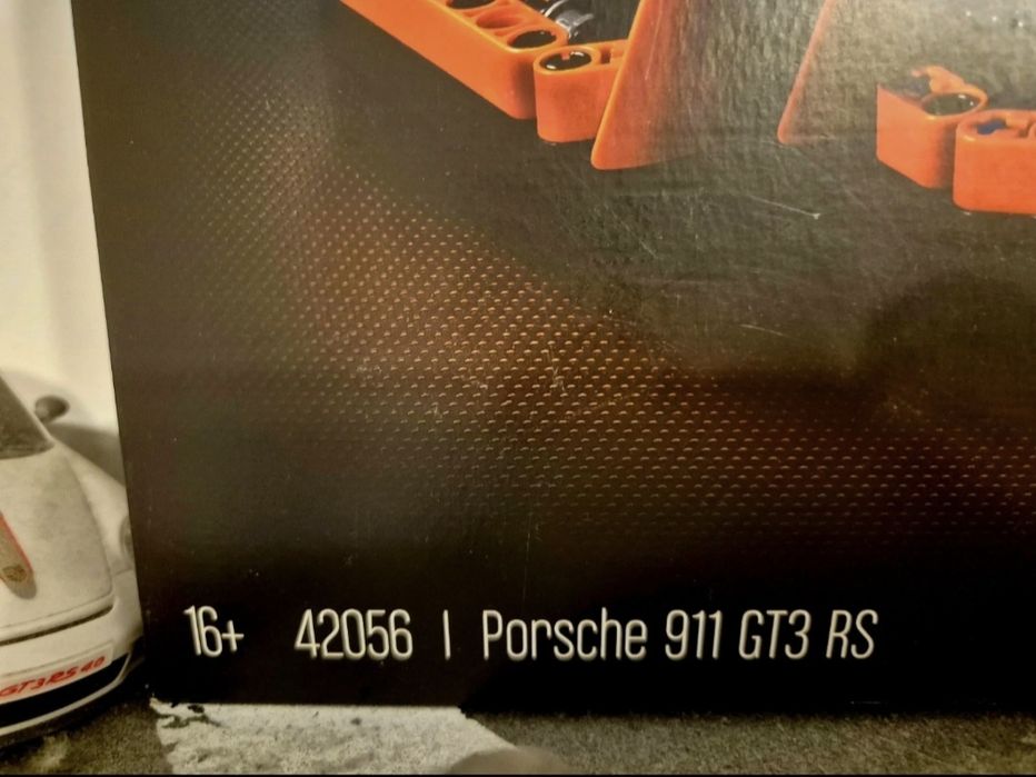 Lego Technic Porsche 911 GT3 RS 42056