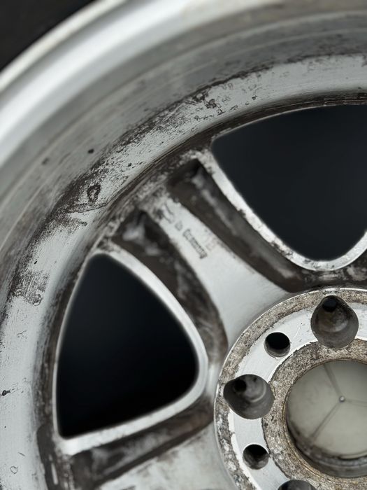 Продам диски  з резиною р16 5.112