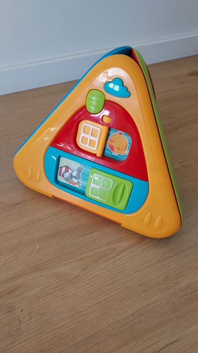 Brinquedo com musica e sons animais