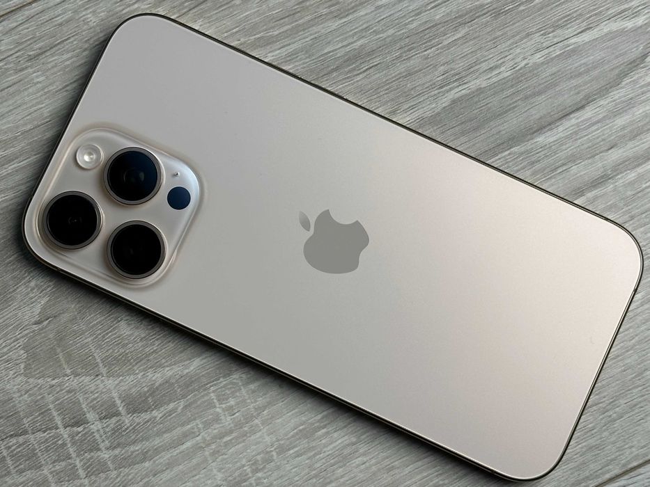 Apple iPhone 16 Pro Max - 256GB - Desert Titanium Neverlock 96% ІДЕАЛ