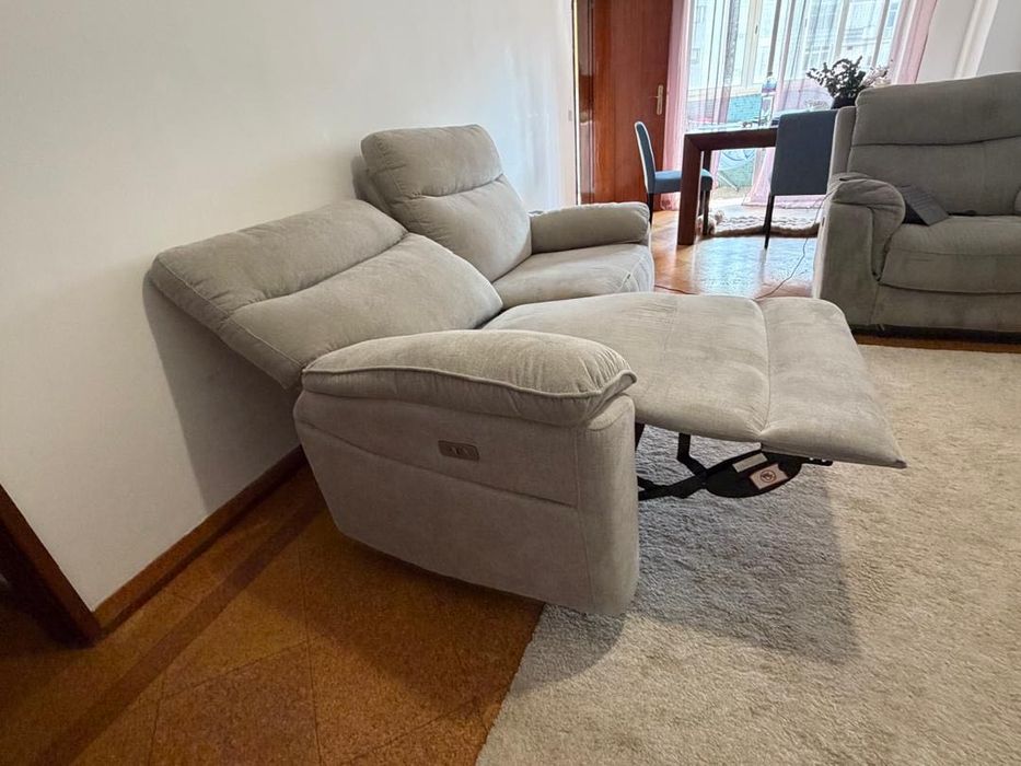 BREE 2 seater electric reclining sofa, light gray