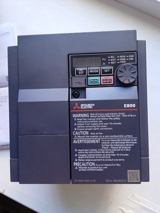 Преобразователь частоты Mitsubishi Electric FR-E840-0040-4-60 2.2kW