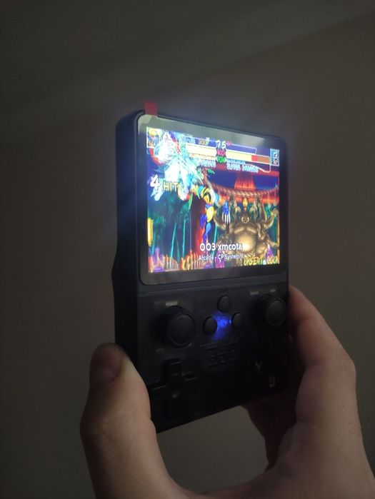 Кишенькова консоль R35S