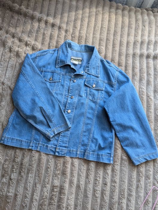 Джинсова куртка 52-54розмір