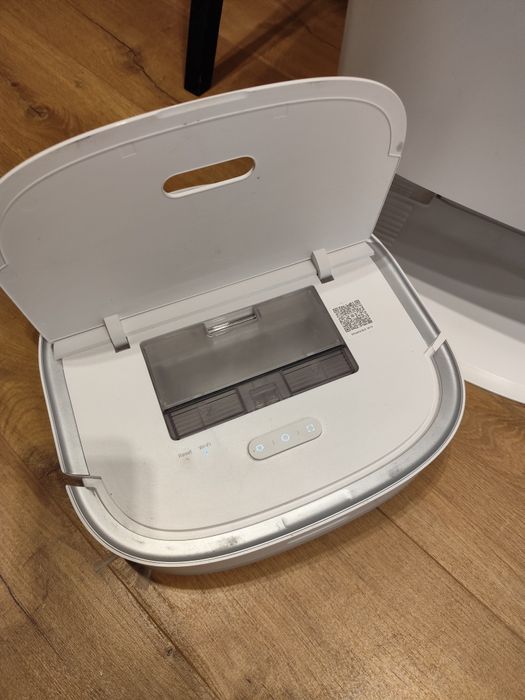 Robot sprzątający Dreame W10